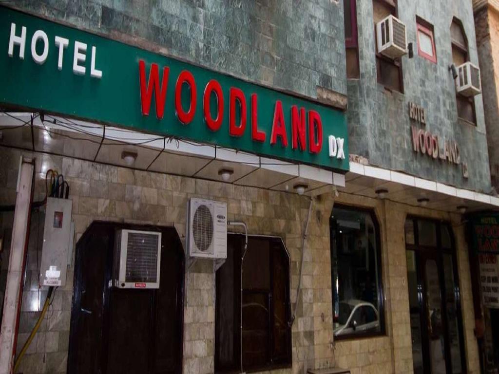 Hotel Woodland Deluxe Nowe Delhi Zewnętrze zdjęcie