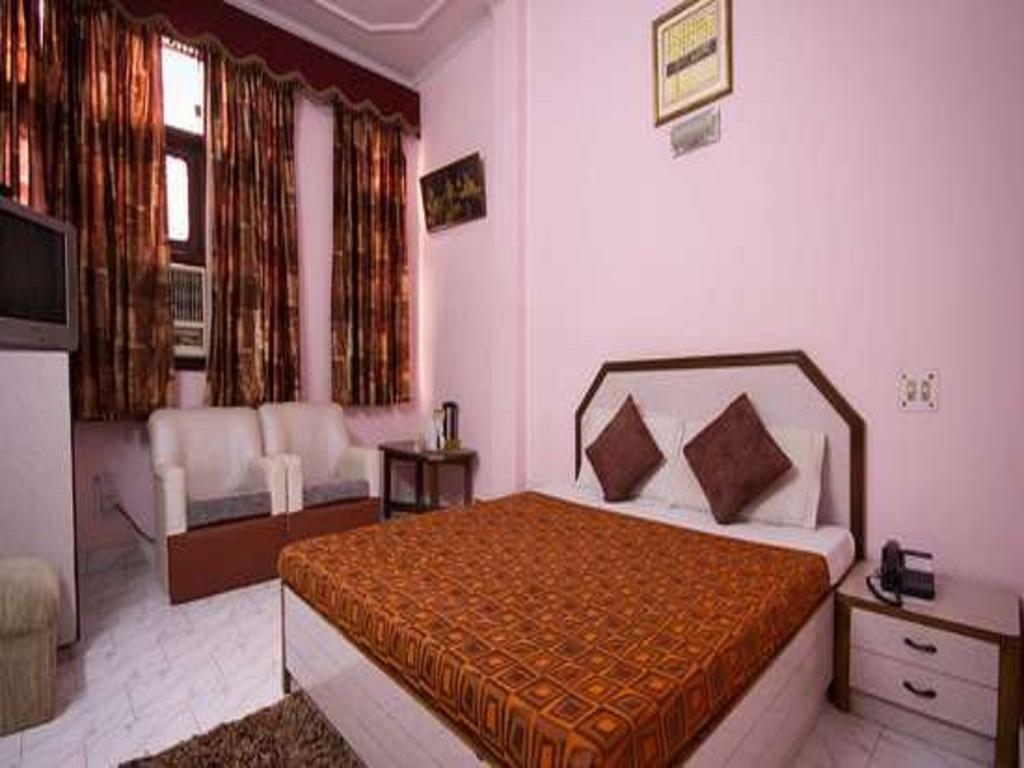 Hotel Woodland Deluxe Nowe Delhi Pokój zdjęcie