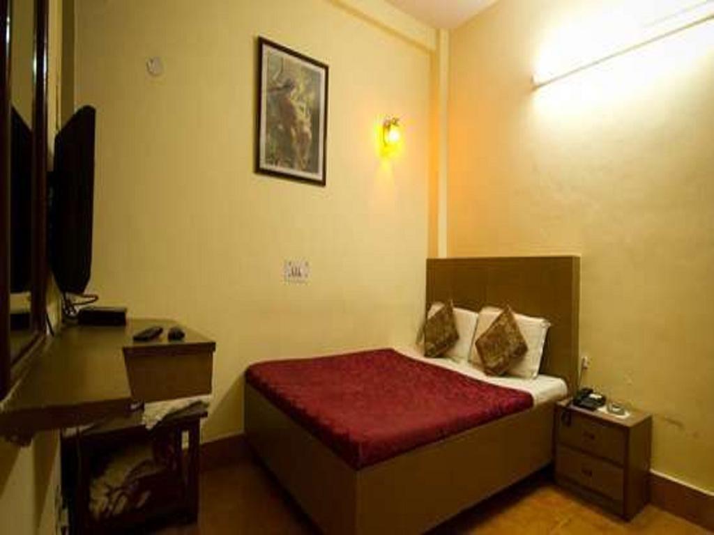 Hotel Woodland Deluxe Nowe Delhi Pokój zdjęcie