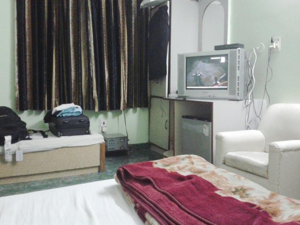 Hotel Woodland Deluxe Nowe Delhi Zewnętrze zdjęcie