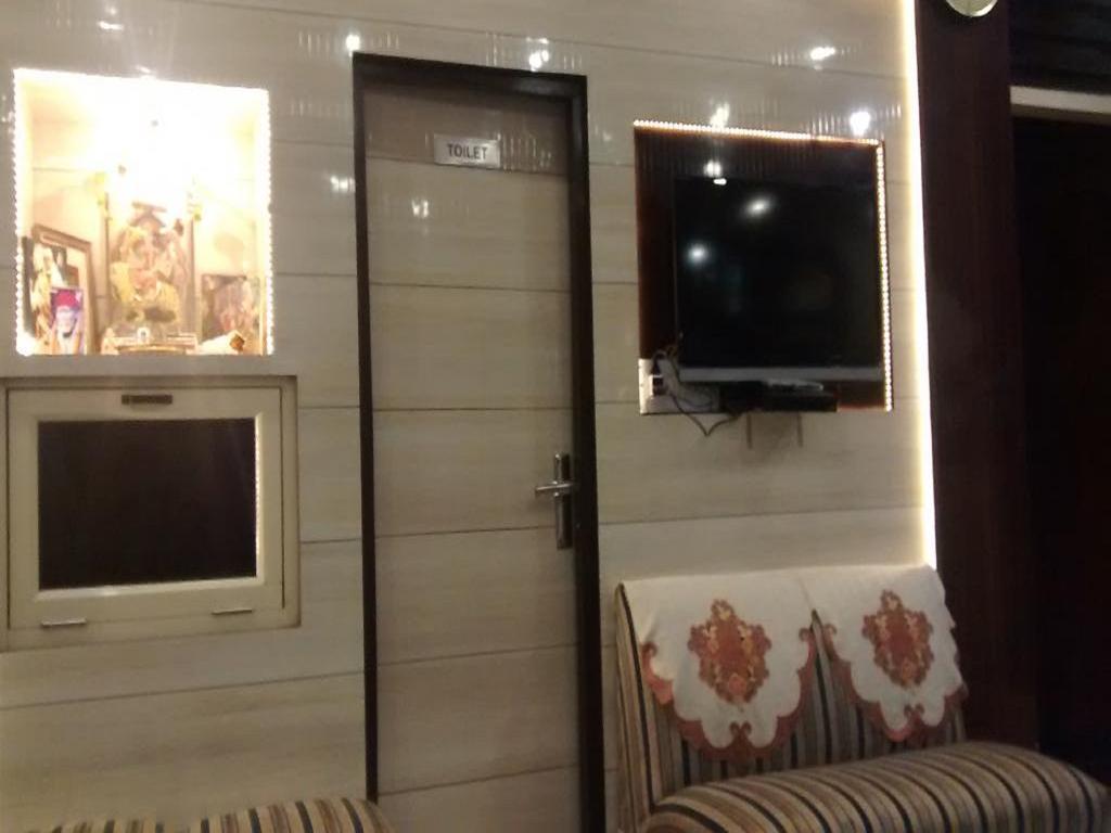 Hotel Woodland Deluxe Nowe Delhi Zewnętrze zdjęcie