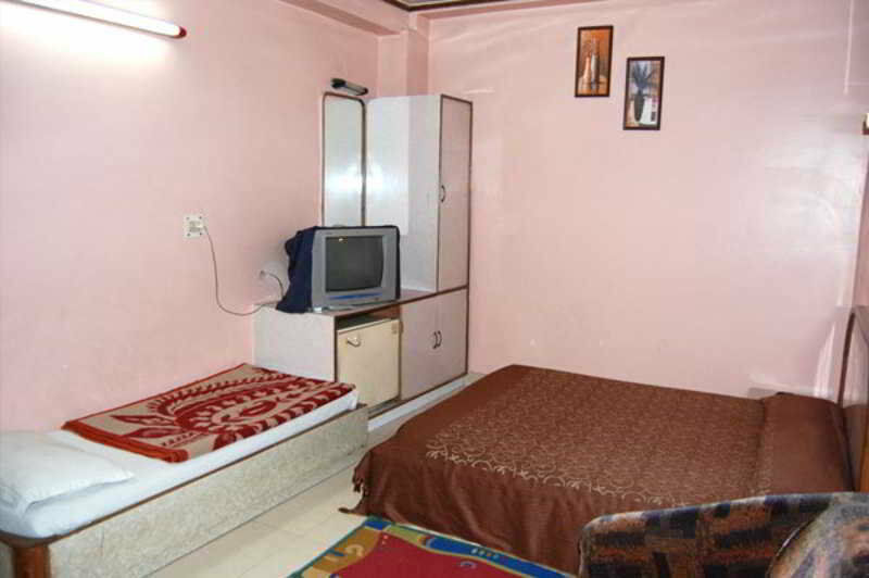 Hotel Woodland Deluxe Nowe Delhi Zewnętrze zdjęcie
